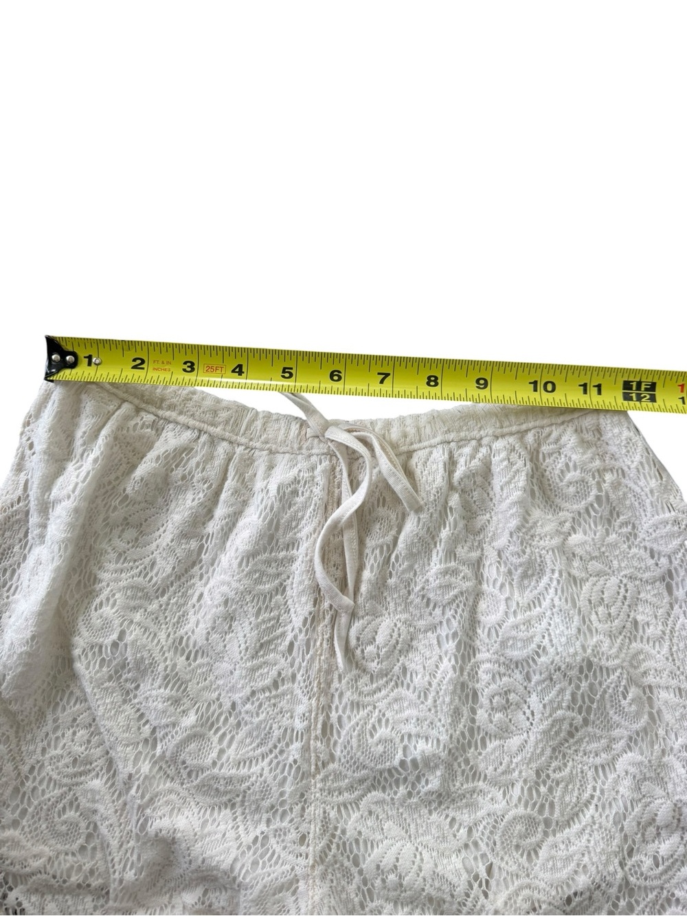 Abercrombie & Fitch Ivory Lace Elastic Waist Lounge Shorts - Picture 4 of 6